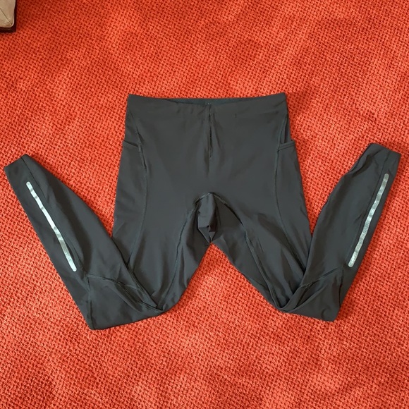 Lululemon leggings - Picture 4 of 7